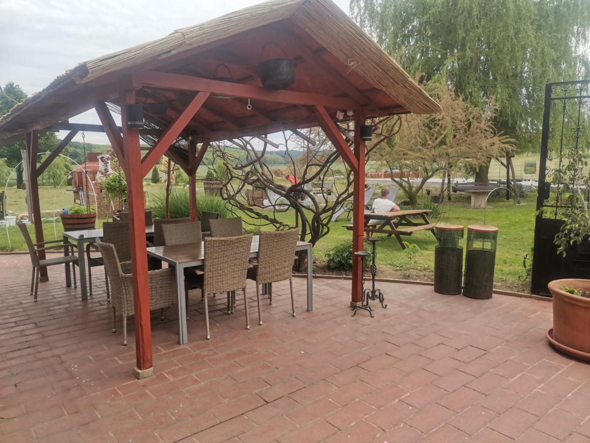 Regi Csarda Es Panzio Bed and Breakfast Magyarszerdahely Εξωτερικό φωτογραφία