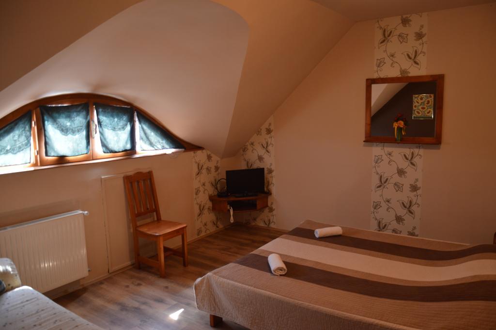 Regi Csarda Es Panzio Bed and Breakfast Magyarszerdahely Δωμάτιο φωτογραφία