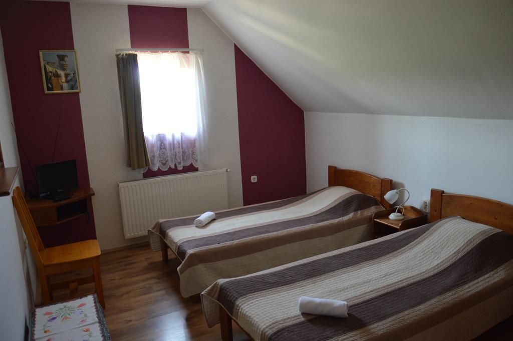 Regi Csarda Es Panzio Bed and Breakfast Magyarszerdahely Δωμάτιο φωτογραφία
