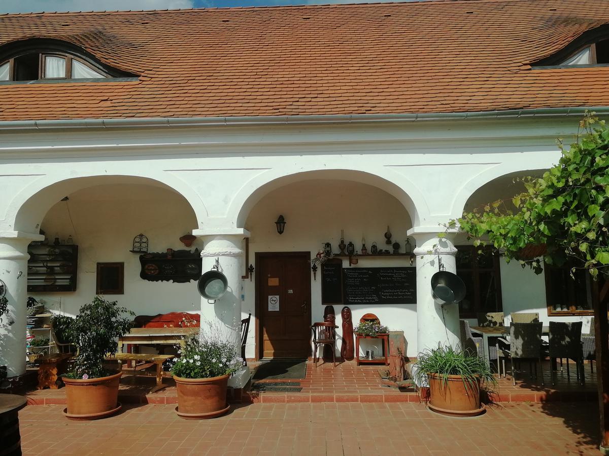 Regi Csarda Es Panzio Bed and Breakfast Magyarszerdahely Εξωτερικό φωτογραφία